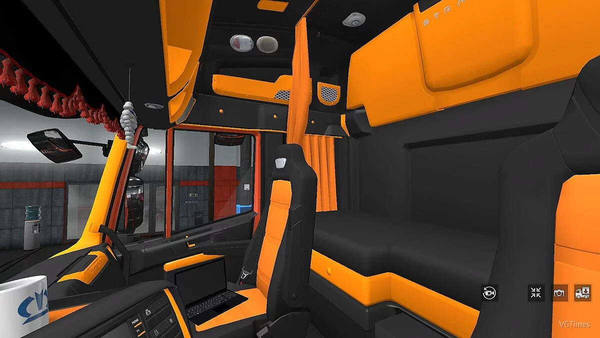 Euro Truck Simulator 2 — Black Orange Interior для Iveco Hi-Way [1.0] (v1.28.x - 1.34.x)