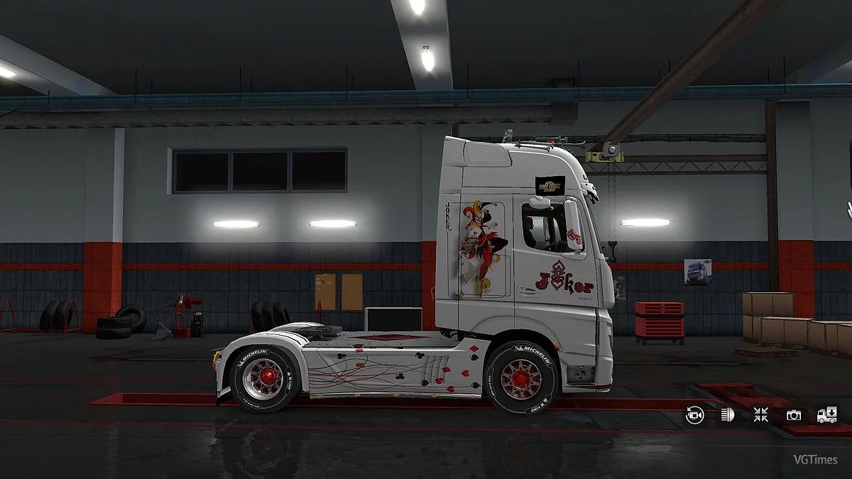 Euro Truck Simulator 2 — Аэрография Joker на Mercedes Actros 2014 v1.0