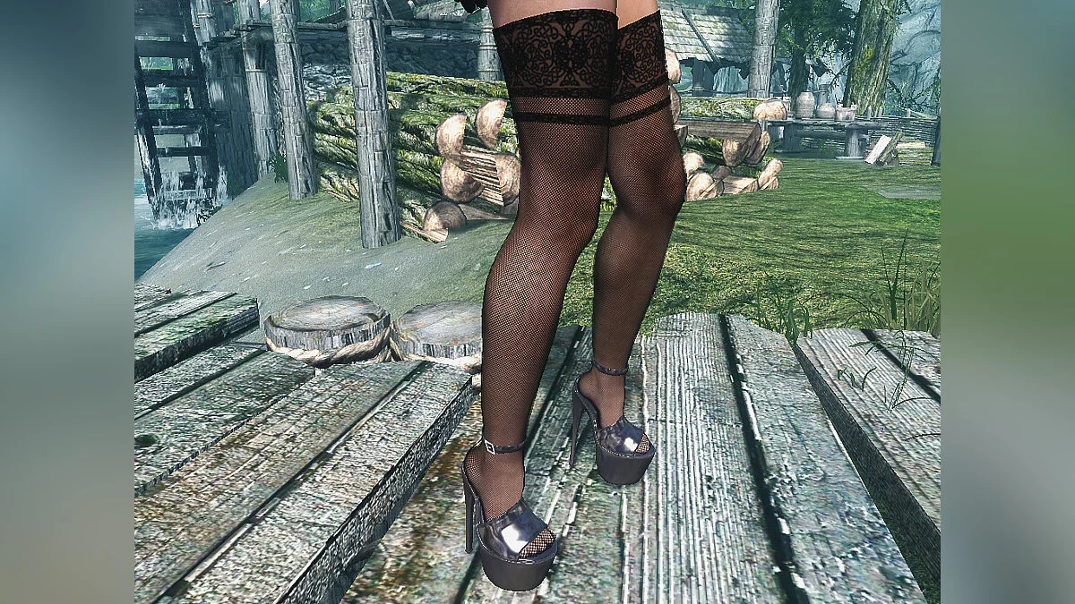 Elder Scrolls 5: Skyrim Special Edition — Каблуки и чулки