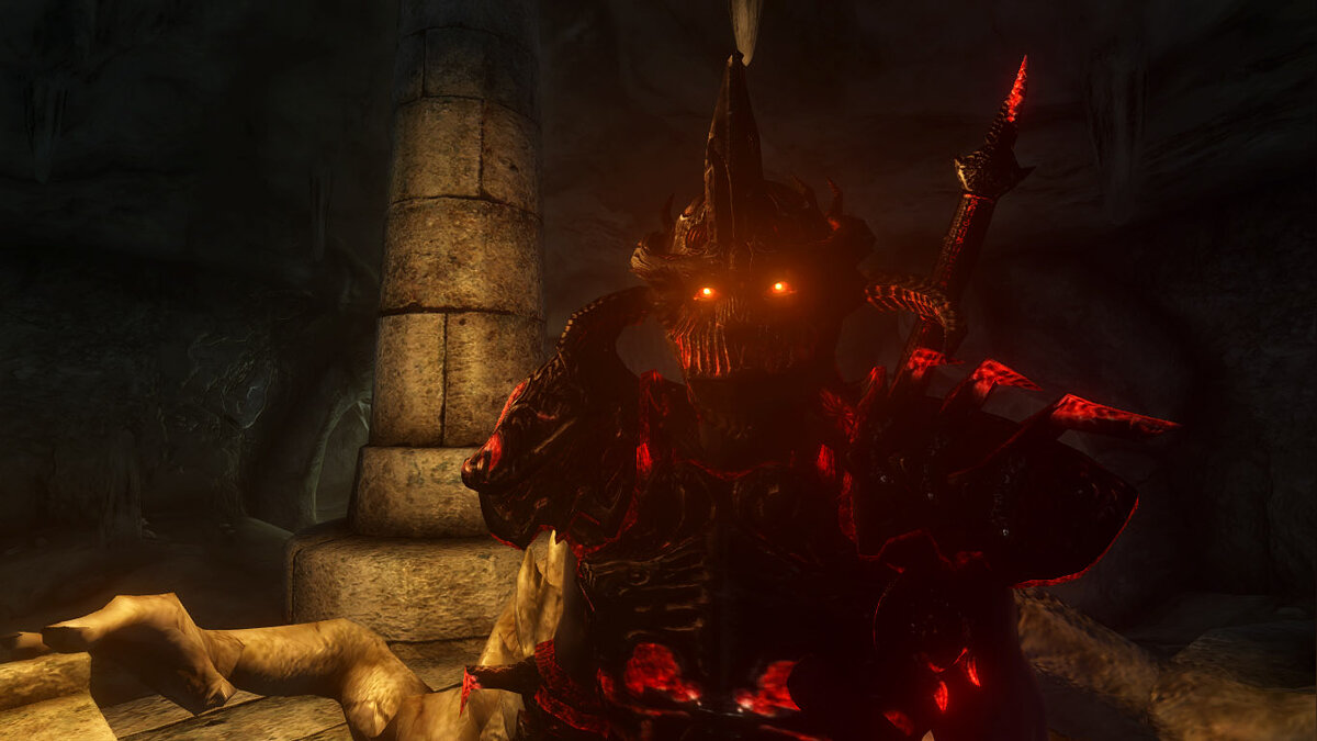 The Elder Scrolls 4: Oblivion — Улучшенный даэдрический шлем