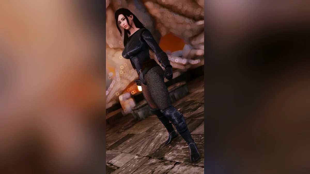 The Elder Scrolls 5: Skyrim Legendary Edition — Черный костюм воровки