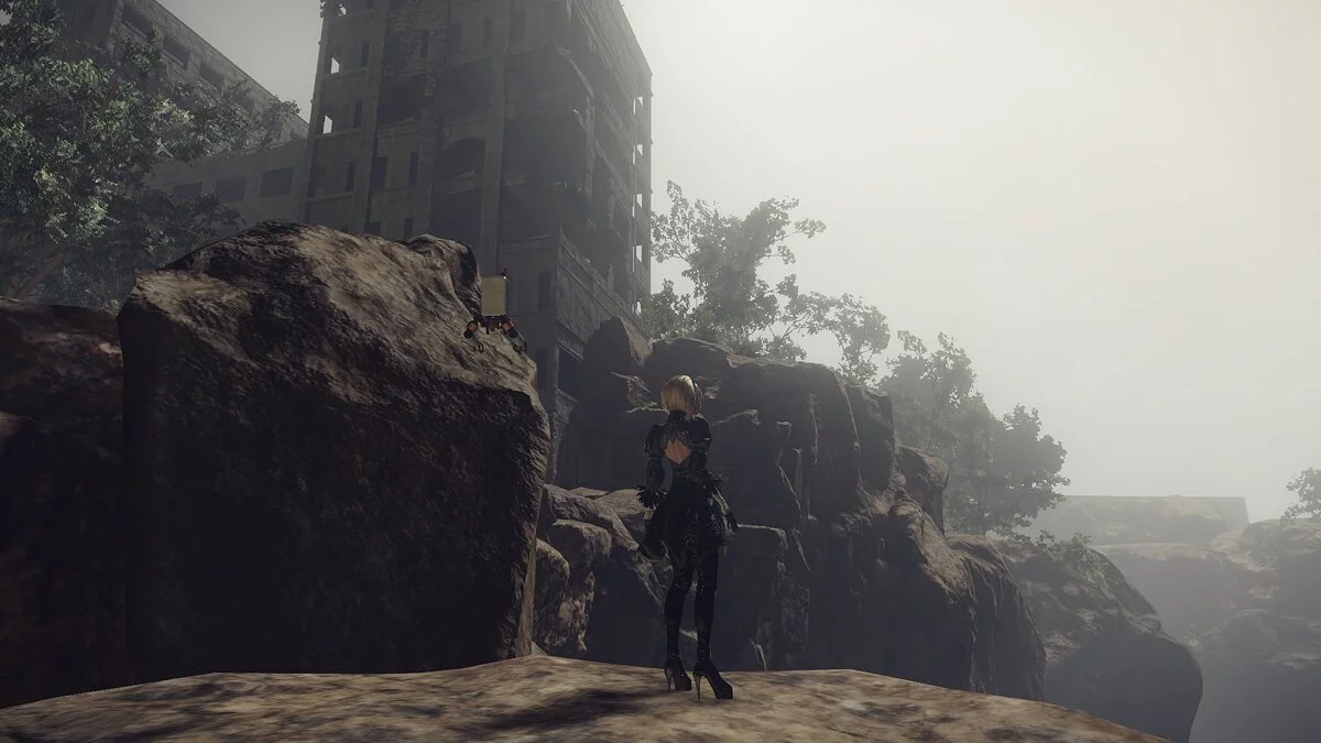 NieR:Automata Game of the YoRHA Edition — Высокие каблуки и латекс