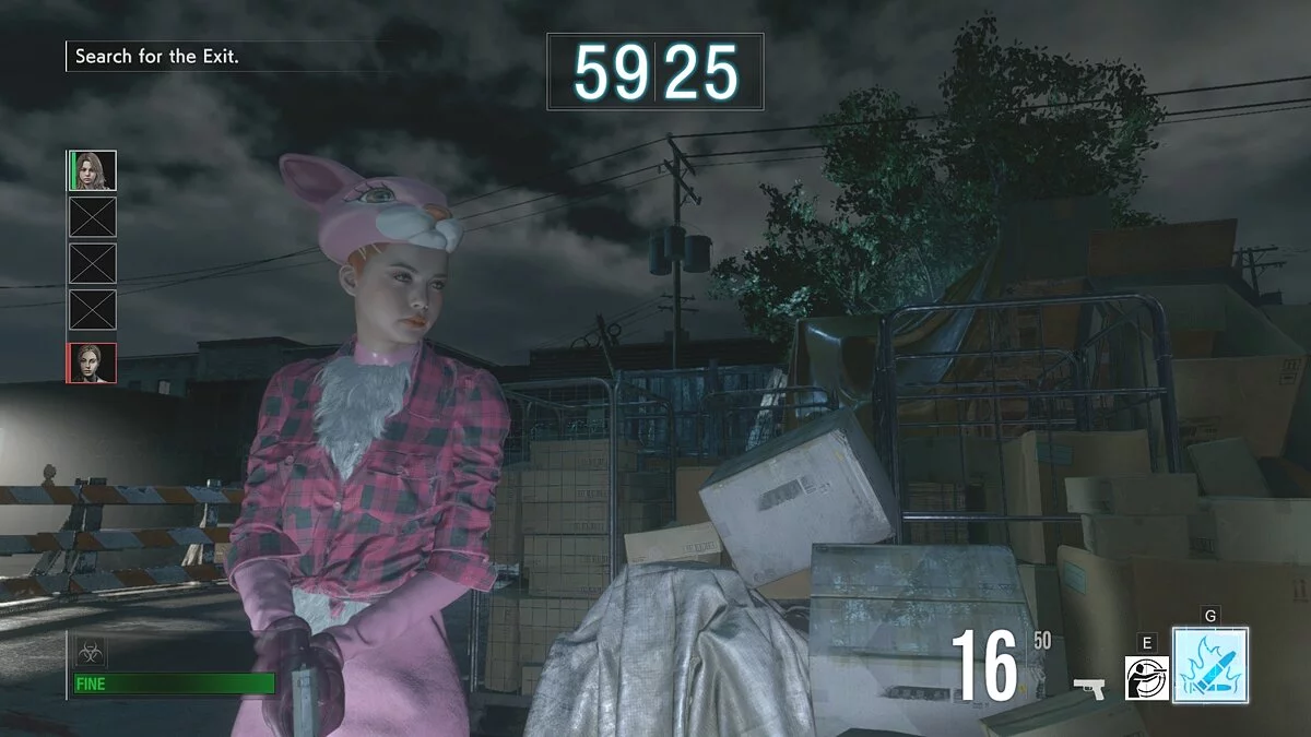 Resident Evil: Resistance — Бекка в костюме зайки