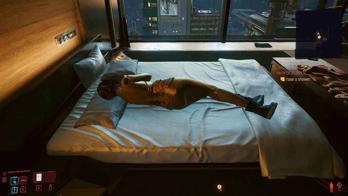 Cyberpunk 2077 — Джуди в золотом платье Ханако