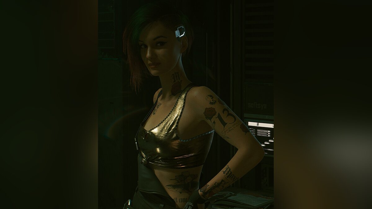 Cyberpunk 2077 — Золотистая майка для Джуди