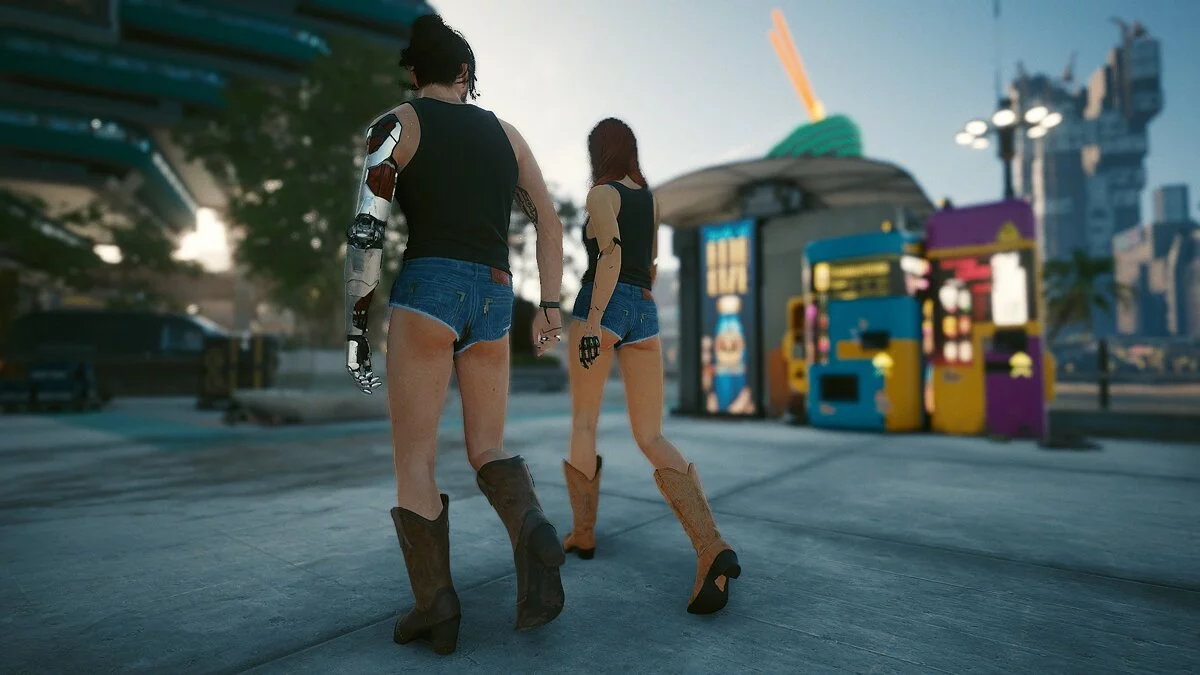 Cyberpunk 2077 — Короткие шорты