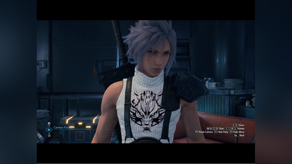 Final Fantasy VII Remake — Белая рубашка Клода с печатью волка