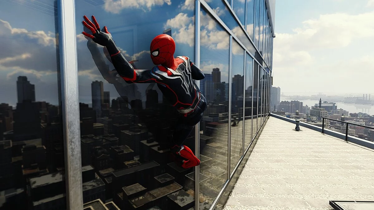 Marvel&#039;s Spider-Man Remastered — Серебряный «Интегрированный костюм»