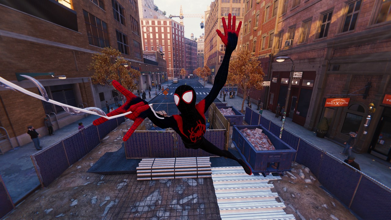 Spider man miles morales mods. Человек-паук Майлз Моралес ps4. Майлз Моралес игра. Майлз Моралес 2077. Человек паук Майлз Моралес 2020.