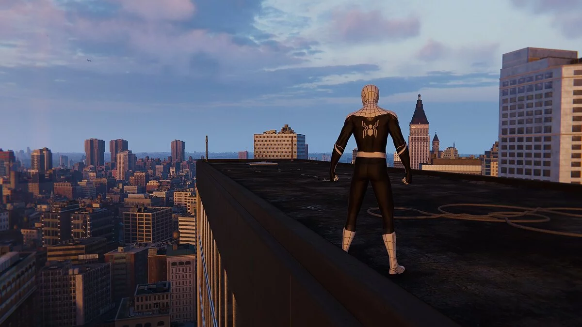 Marvel&#039;s Spider-Man Remastered — Черно-белый костюм «Вдали от дома»