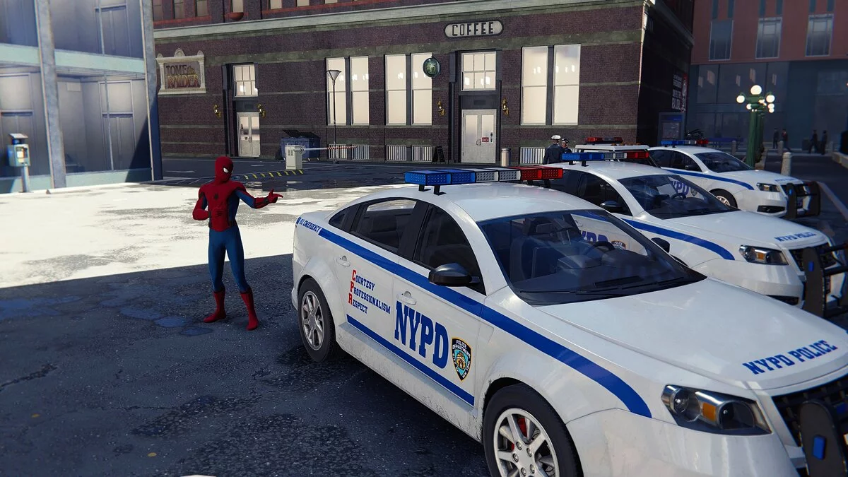 Marvel&#039;s Spider-Man Remastered — Точная форма и машины полиции Нью-Йорка