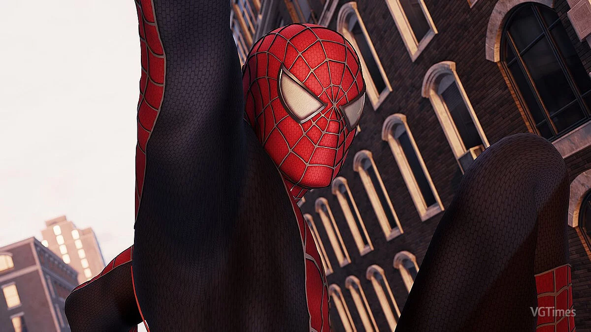 Marvel's Spider-Man Remastered — Фотореалистичный костюм Рэйми