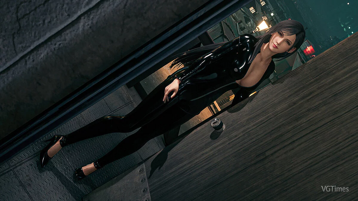 Final Fantasy VII Remake — Тифа в комбинезоне