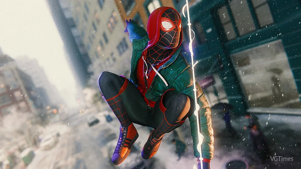 Marvel's Spider-Man: Miles Morales — Костюм Майлза под спортивной одеждой