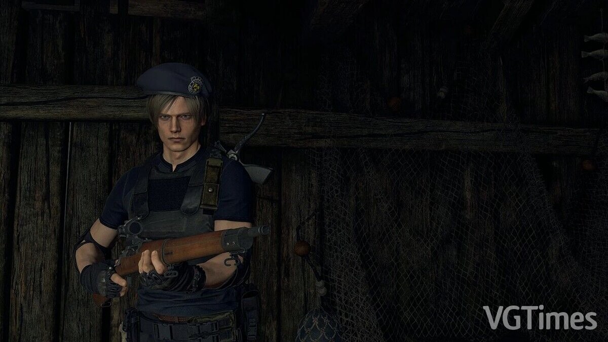 Resident Evil 4 Remake (2023) — Берет  S.T.A.R.S.  для Леона