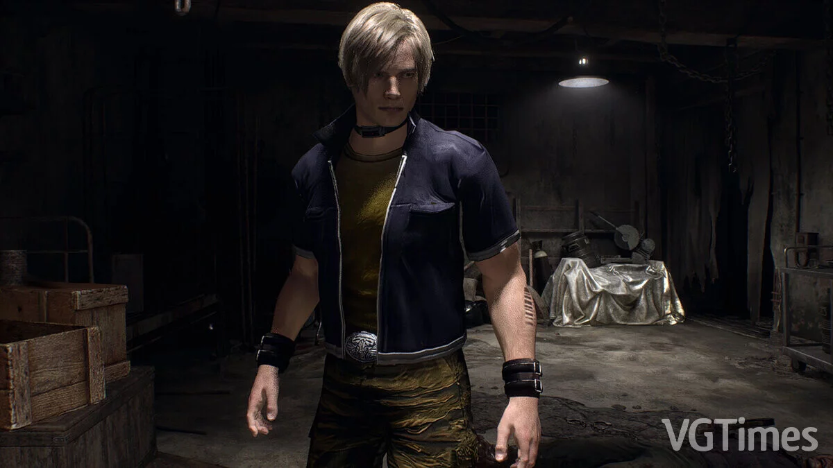 Resident Evil 4 Remake (2023) — Леон в одежде из игры The Darkside Chronicles