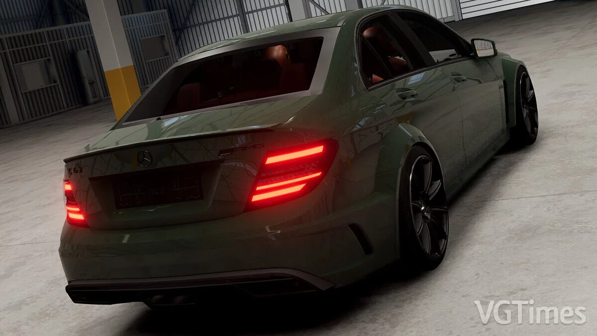 BeamNG.drive — Mercedes-Benz C63 W204