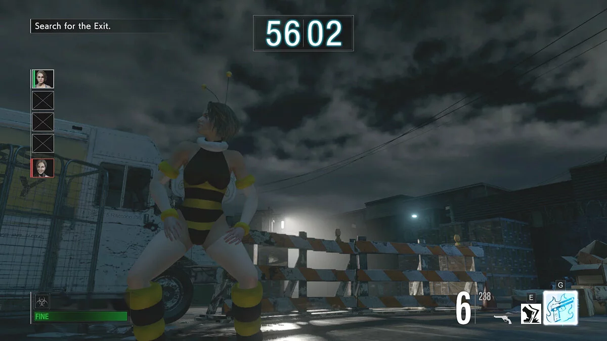 Resident Evil: Resistance — Джилл в костюме пчелы