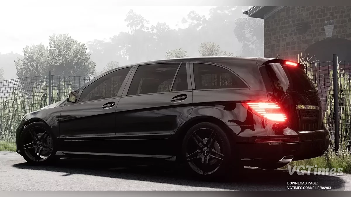 BeamNG.drive — Mercedes-Benz R-Class (W251) v2.70 (0.36.x)