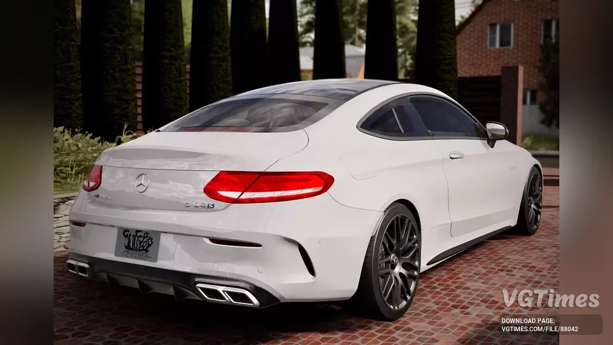 BeamNG.drive — Mercedes-Benz C63s W205 Coupe v1.0 (0.37.x)