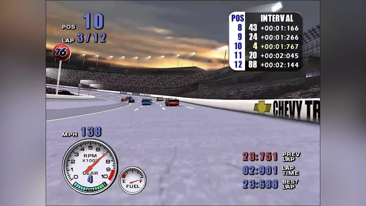 Скриншоты из NASCAR 2001