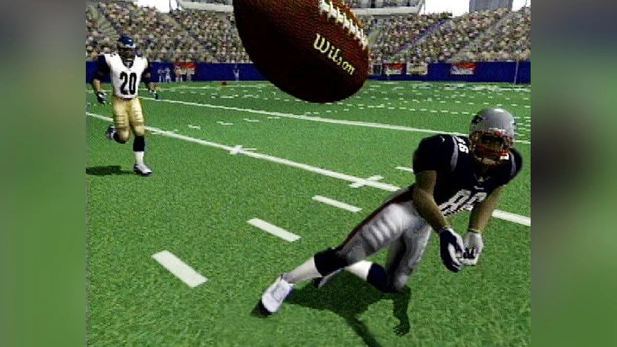 Скриншоты из NFL GameDay 2002
