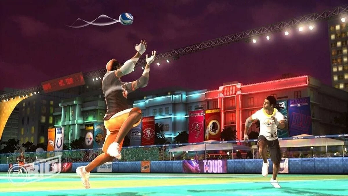 Скриншоты из NFL Tour