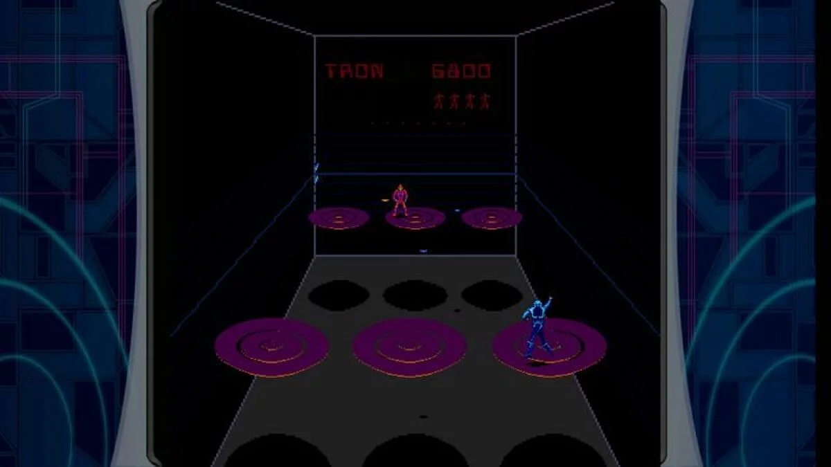 Скриншоты из Discs of Tron