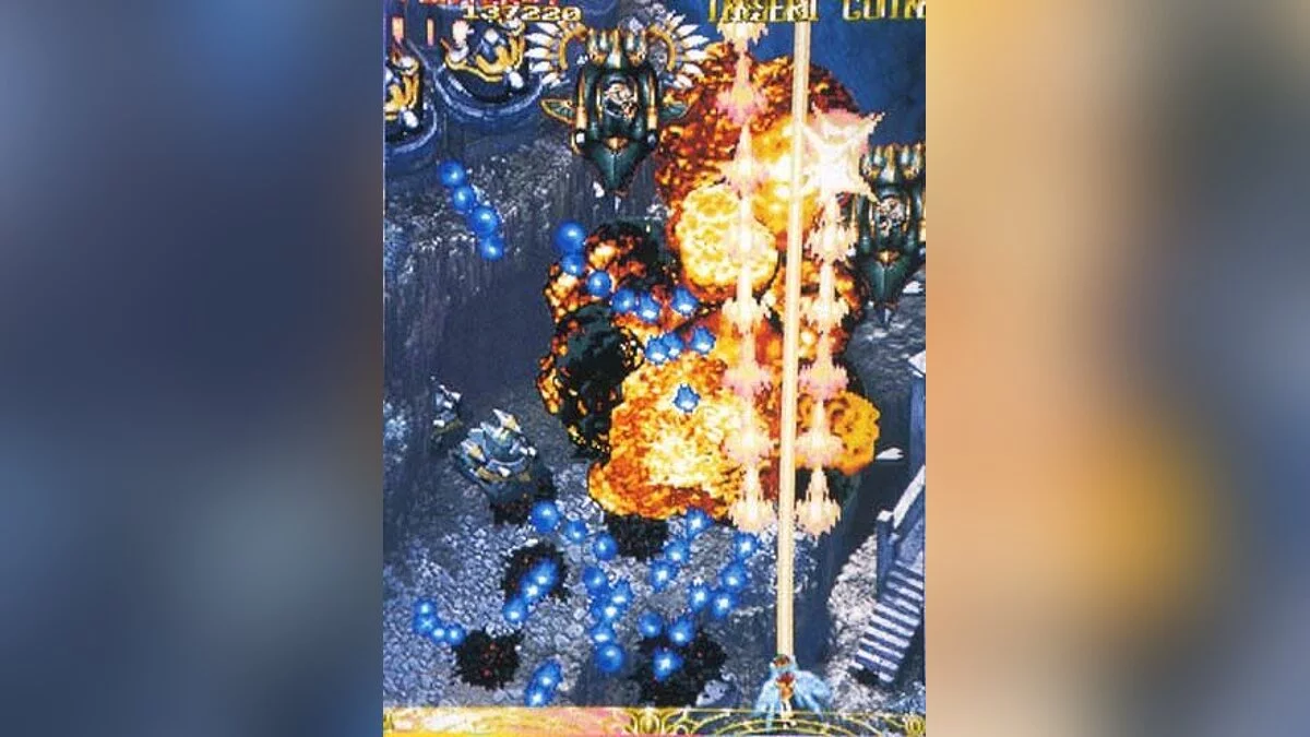 Скриншоты из Espgaluda