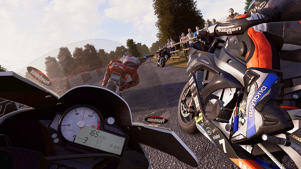 Скриншоты из TT Isle of Man Ride on the Edge