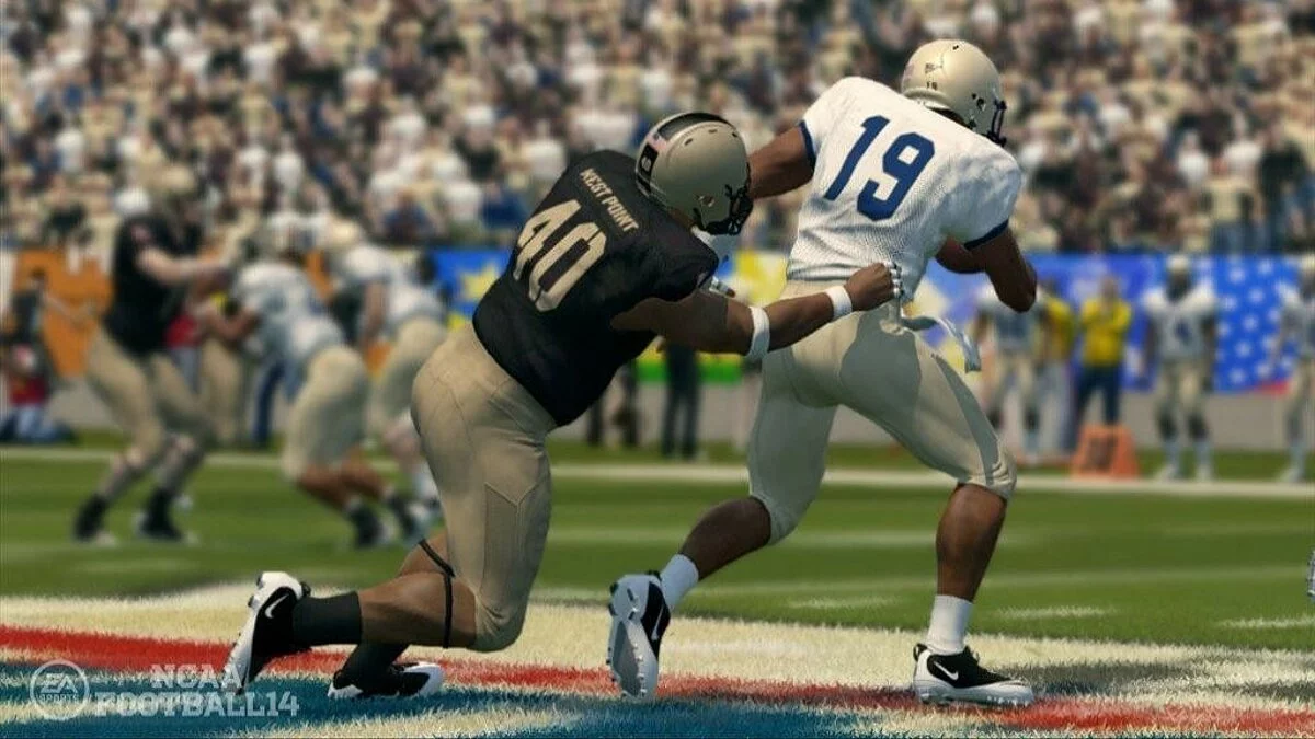 Скриншоты из NCAA Football 14