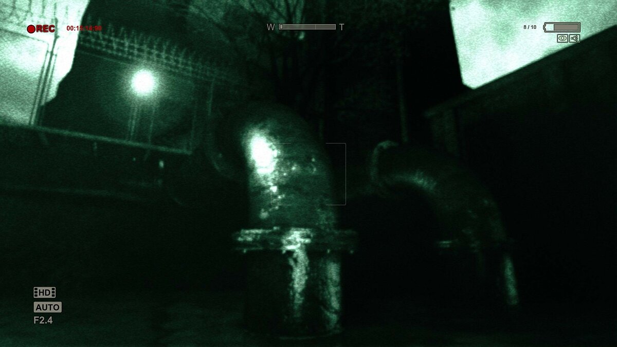 В Outlast нет звука