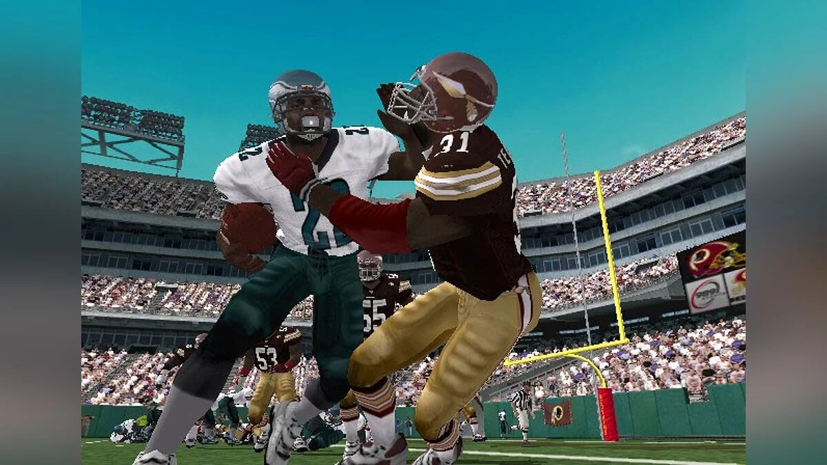 Скриншоты из NFL GameDay 2003