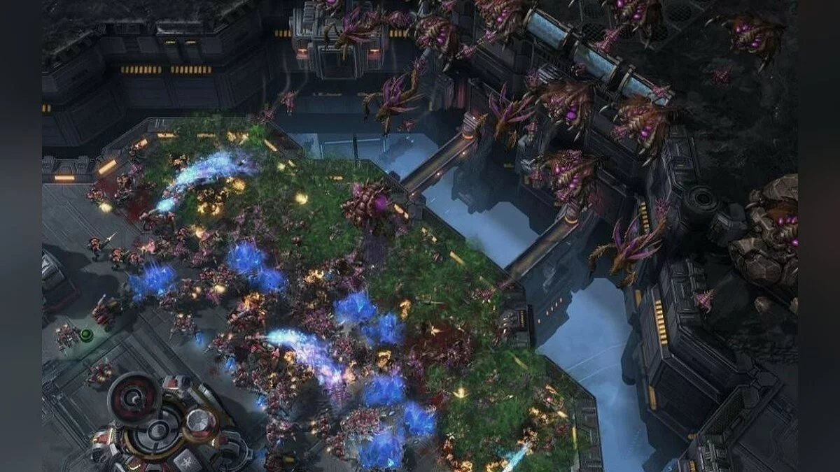 Скриншоты из StarCraft 2: Heart of the Swarm / Картинка 215