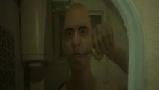 Симулятор Сидения у Подъезда похожа на Симулятор Сидения у Подъезда