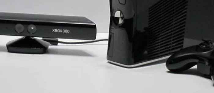 Комплект Xbox 360 с винчестером 250ГБ и Kinect подешевеет на $100?