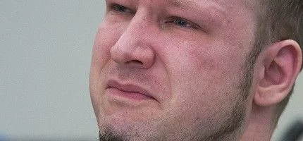 Террорист Брейвик был эльфом 80 уровня?