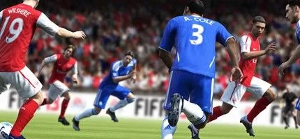 FIFA 13 штурмует мировые чарты продаж