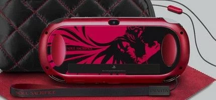 Вышло лимитированное издание PS Vita в комплекте с игрой Soul Sacrifice