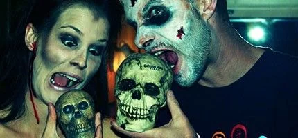 Влюбленные обвенчаются в костюмах зомби из Dead Island