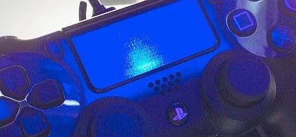 Состояние подсветки у контроллера DualShock 4 будет зависеть от разработчиков игр