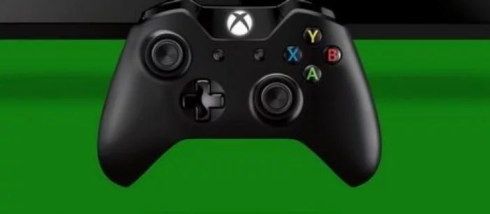 Microsoft разобрала контроллер Xbox One по частям