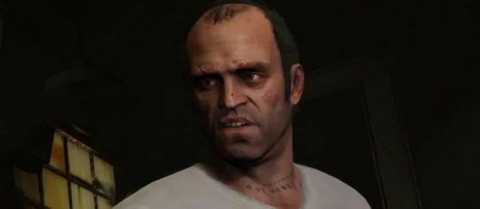 На купившего GTA 5 напали с кирпичом и украли коробку с игрой