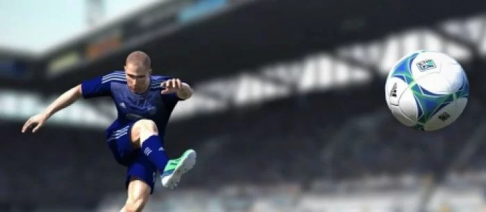Скачать демо-версию FIFA 14 можно будет сегодня для PC и Xbox 360, а завтра — для PS3