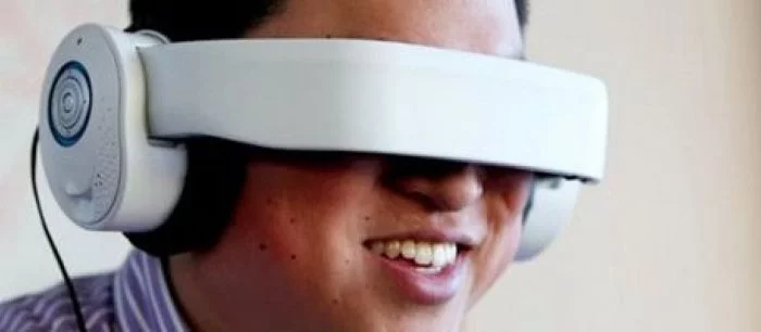 Мобильный кинотеатр Glyph собрал на Kickstarter больше миллиона долларов