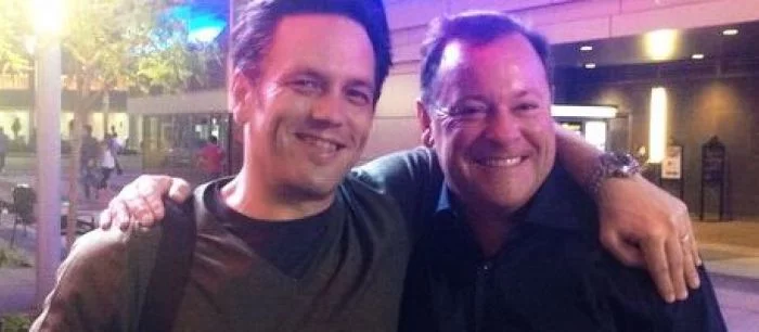 Боссы Xbox и PlayStation обменялись дружескими объятиями перед E3