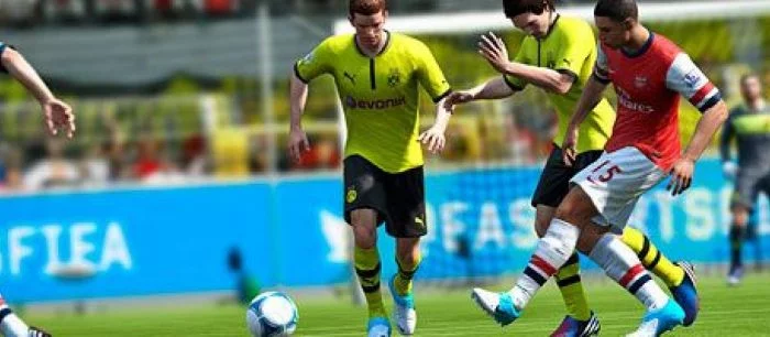 Версию FIFA 15 для консолей прошлого поколения сильно урезали