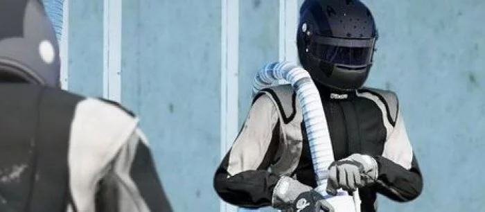 Slightly Mad показала гоночную команду и трёхмерную толпу из Project CARS