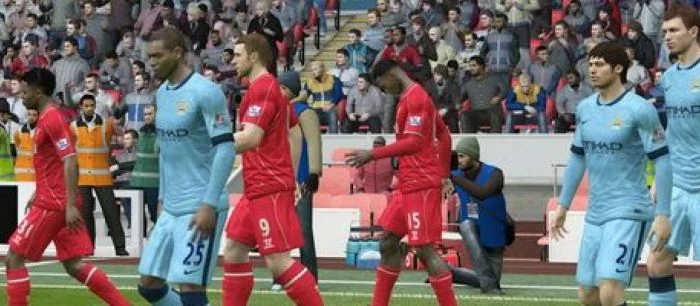 Баг в FIFA 15 заставил игроков неистово хотеть мяч