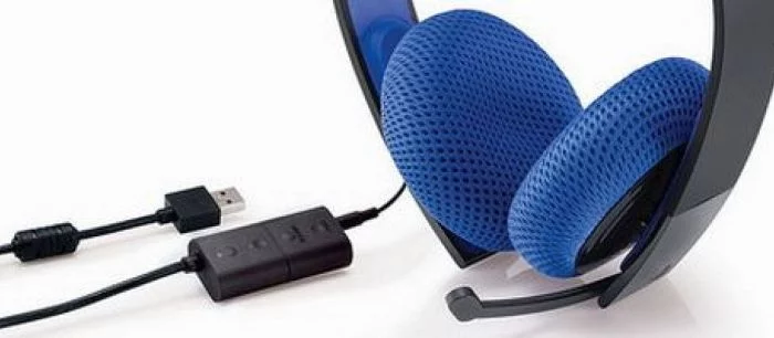 Sony представила набор Silver Wired Stereo Headset